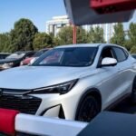 Бишкекте муниципалдык унаа токтотуучу жайларда сааттык төлөм системасы сынала баштады — Новости Кыргызстана