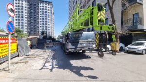 Дорогу на Коенкозова перекрывает стройкомпания — власти не справляются — Новости Кыргызстана