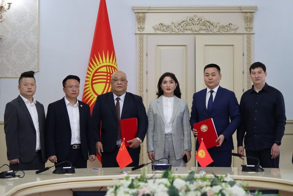 Кыргызстан менен Кытай улуттук такси жана электр кубаттоочу жайлар тармагын ишке киргизет — Новости Кыргызстана