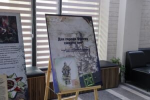 «Для героев Бреста смерти нет!» — в КРСУ открылась историко-документальная выставка — Новости Кыргызстана