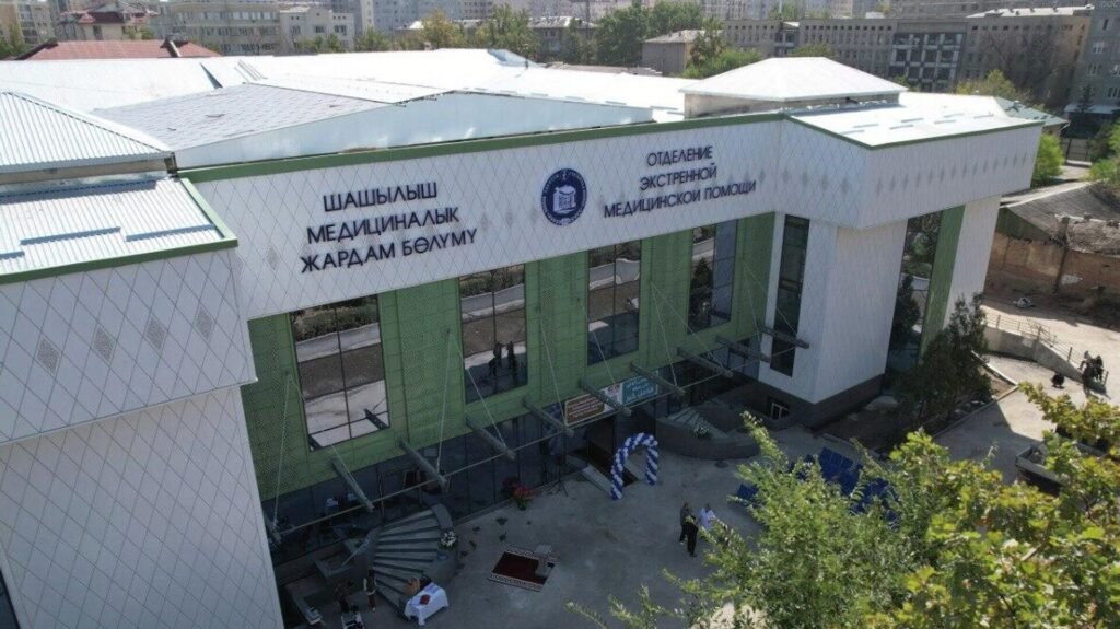 Улуттук госпитал 20-июлдан тарта жаңы акы төлөнүүчү тарифтер менен кабыл ала баштады