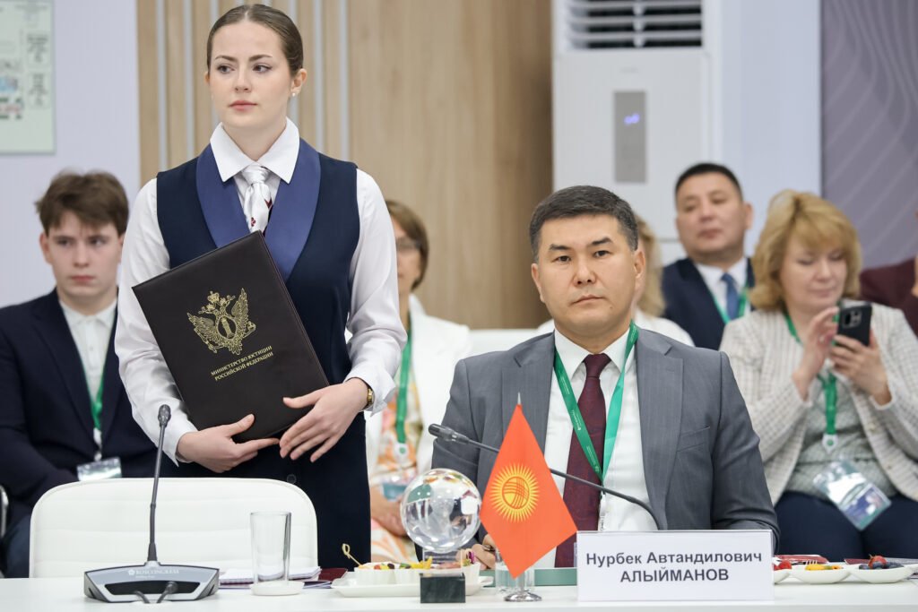 Кыргызстан предложил провести совет судебных экспертов СНГ в 2027 году — фото 4