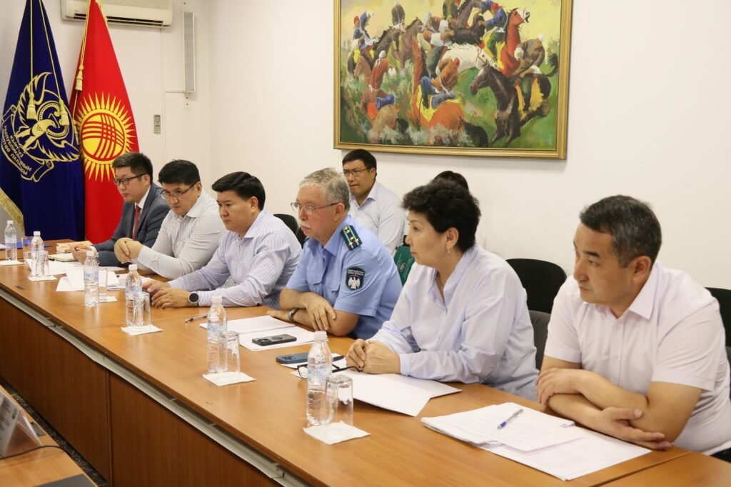 Эсептөө палатасы Салык кызматынан миллиарддаган сомдук мыйзам бузууларды аныктады — Новости Кыргызстана