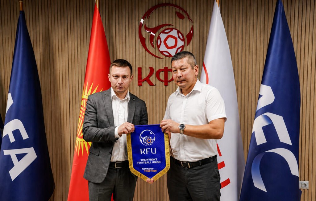 КРСУ жана КФС студенттик футболду өнүктүрүшөт — Новости Кыргызстана