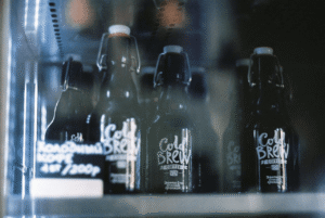 Салык кызматы Cold Brew суусундугун алып коюу боюнча түшүндүрмө берди — Новости Кыргызстана