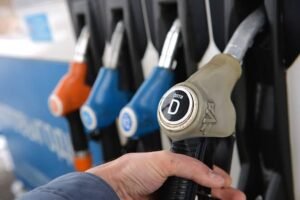 Дыйкандарга жеңилдетилген баадагы 7 млн литр дизелдин 2,7 млн литри берилди — Новости Кыргызстана