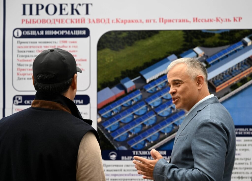 Каракол станет центром рыбоводства и судостроения — главе КР представили проекты — иллюстрация