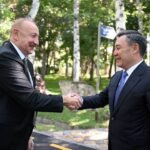 Садыр Жапаров менен Ильхам Алиев Чолпон-Атада сүйлөшүүлөрдү башташты — Новости Кыргызстана