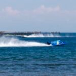 Алгачкы болиддер сууга чыкты: Ысык-Көлдө F1H2O башталды — Новости Кыргызстана