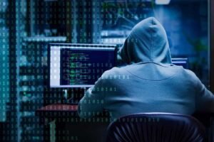 Адам сатуунун курмандыктарын массалык түрдө интернет-алдамчылыкка мажбурлап жатышат — Новости Кыргызстана