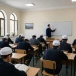 Акыйкатчы Кыргызстандын медреселеринде балдардын укуктары бузулганын аныктады — кенен маалымат — Новости Кыргызстана