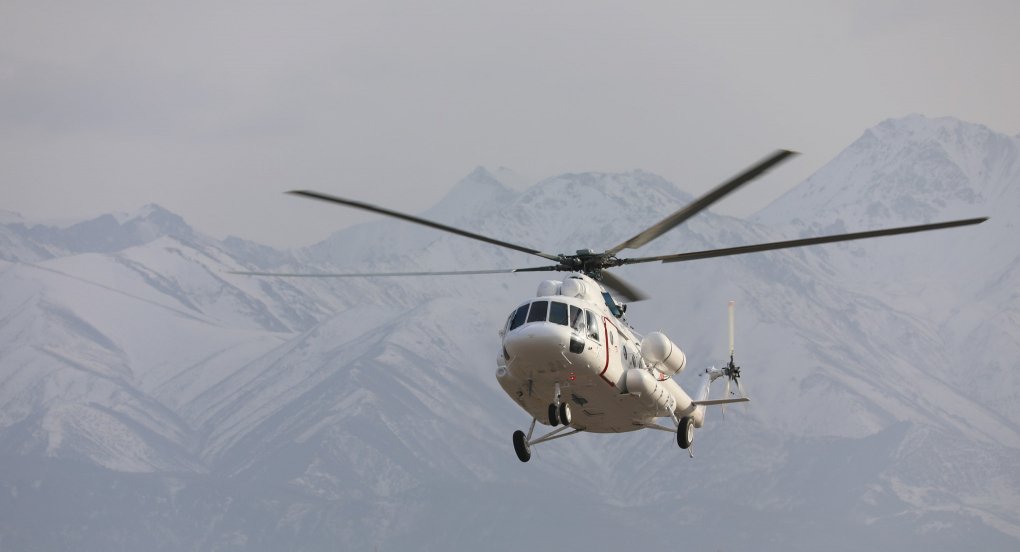 Дайынсыз жоголгон альпинисттер. Курумду чокусундагы издөө иштерине ӨКМдин тик учагы тартылат