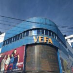 В Бишкеке ребенок выпал с третьего этажа ТЦ «Вефа» — его состояние крайне тяжелое — Новости Кыргызстана