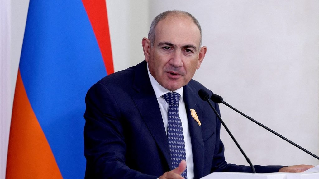 Никол Пашинян эгер Арменияны ЖККУдан чыгарышса, буга ыраазы болорун билдирди — толугураак