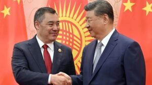 Садыр Жапаров менен Си Цзиньпин «Ынтымак Ордодо» сүйлөшүүлөрдү өткөрүүдө — Новости Кыргызстана