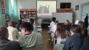 Акыйкатчы Орусиядан которулуп келген студенттер окуудан чыгарылып жатканы боюнча Башкы прокуратурага кайрылды — Новости Кыргызстана