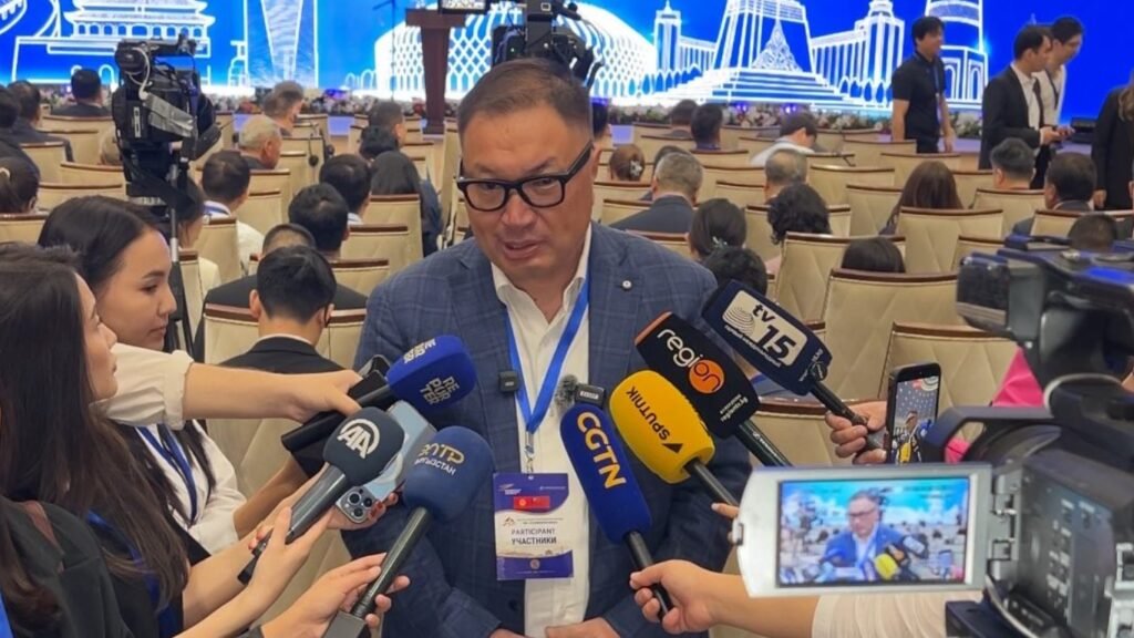«Кытай КРдин бир жылдык энергиясын 13 саатта эле өндүрөт»: Минкаб КЭР менен өнөктөштүктүн маанилүүлүгүн түшүндүрдү