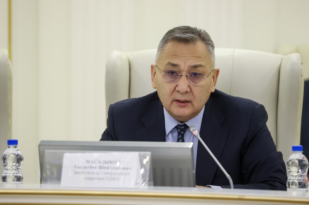 ЕККУ ЖККУ менен өз ара аракеттенүүнү калыбына келтирүүгө ниеттенүүдө — Таалатбек Масадыков