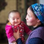 Аз камсыз болгон үй-бүлөлөрдүн көбү «үй-бүлөгө көмөк» жөлөк пулун ала алат — Новости Кыргызстана