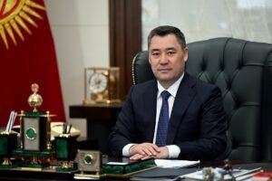 «Биздин башка Мекенибиз жок»: Жапаров кыргызстандыктарды Эгемендүүлүк күнү менен куттуктады — Новости Кыргызстана