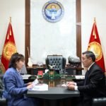 Садыр Жапаров акыйкатчыга күч түзүмдөрү тарабынан кыйноолор боюнча арыздарды текшерүүнү тапшырды — Новости Кыргызстана