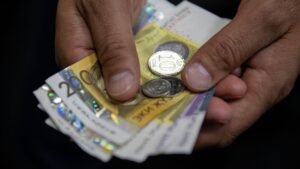 1-октябрдан тарта Кыргызстанда пенсиялар 20%га көтөрүлөт — бирок баарына бирдей эмес — Новости Кыргызстана