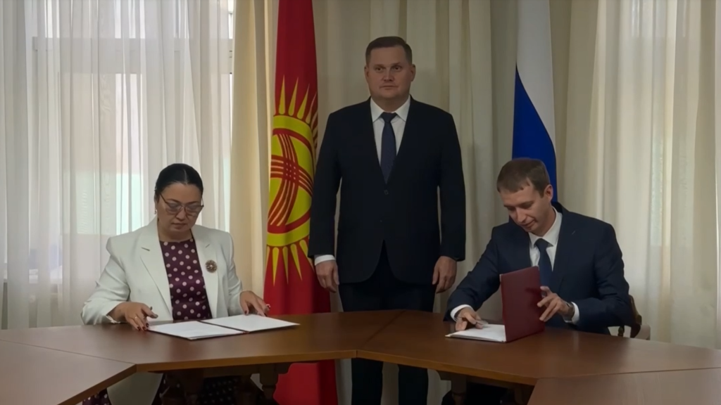 КУУ орус тилин үйрөнүү үчүн жасалма интеллект платформасын киргизүү боюнча келишимге кол коёт — Новости Кыргызстана