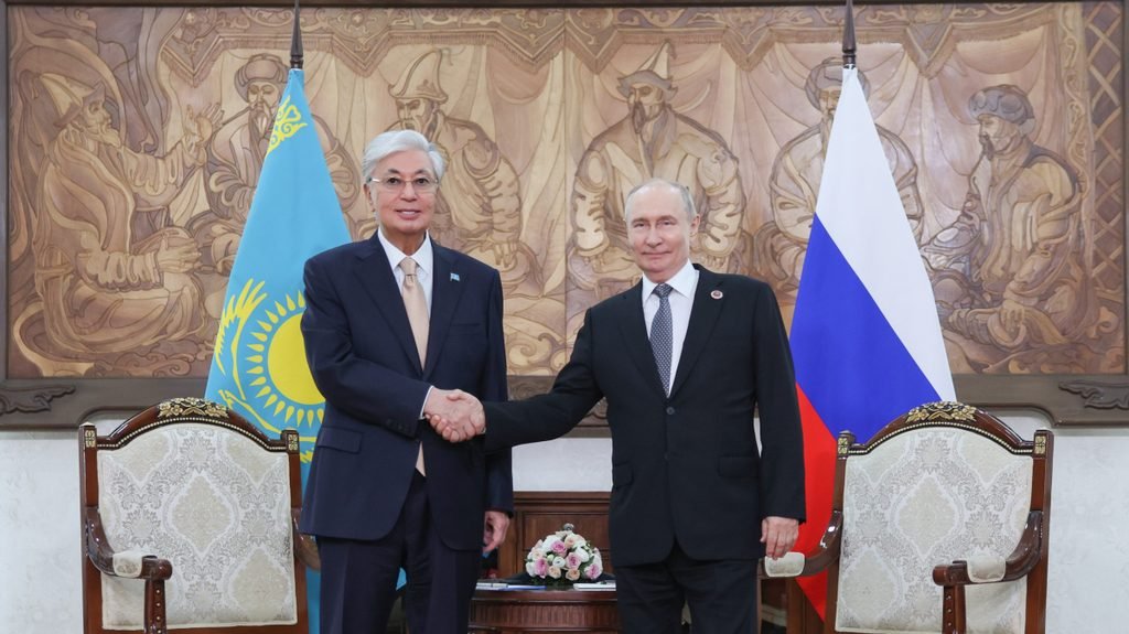 Путин менен Токаев Бишкекте жолугушту — эмнелер талкууланды — Новости Кыргызстана
