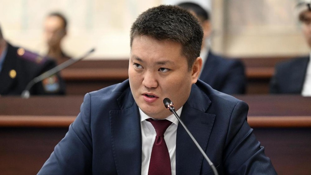 Бишкектин экс-вице-мэри Азамат Кадыров УКМКнын тергөө абагына камалды