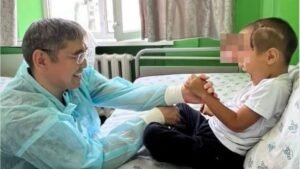 «Vefa» соода борборунда эскалатордон кулап түшкөн бала ооруканадан чыгарылды — Новости Кыргызстана
