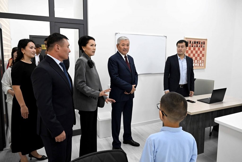 В Бишкеке открыли Национальную академию шахмат — иллюстрация