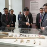 Лаостун президенти Тхонглун Сисулит КРдин Улуттук тарых музейине барды — Новости Кыргызстана