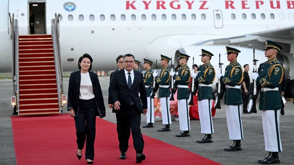 Президент Садыр Жапаров Түштүк Кореяга расмий сапар менен барды