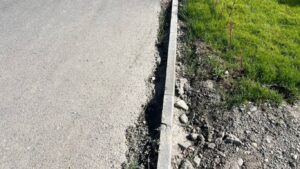 Балыкчыда жолду сапатсыз оңдогон ишканаларга айып пул салынып, кемчиликти жоюу талабы коюлду — Новости Кыргызстана