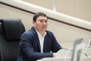 Атамбаев призвал водителей автобусов не проезжать мимо людей на колясках — Новости Кыргызстана
