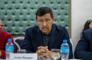 «Кыргызстан вышел из транзитного тупика»: эксперт о выгодах саммита ШОС  — Новости Кыргызстана