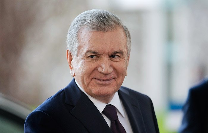 Мирзиёев ШКУнун Өнүктүрүү банкын ишке киргизүүнү тездетүүгө чакырды