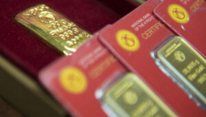 Казакстанда кыргызстандык аялдан 35,1 млн сомдук алтын алынды — чоо-жайы — Новости Кыргызстана