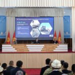 Садыр Жапаровго Лейлек району менен Сүлүктү шаарынын өнүгүү жыйынтыктары тааныштырылды — Новости Кыргызстана