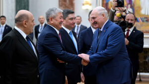 Адылбек Касымалиев встретился с Лукашенко на полях заседаний ЕАЭС в Минске — Новости Кыргызстана