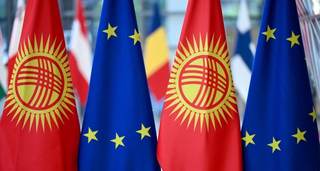 Евробиримдик Кыргызстанга билим берүү реформаларын колдоо үчүн дээрлик 600 млн сом бөлдү — Новости Кыргызстана