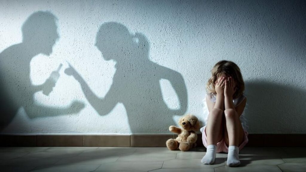 Үй-бүлөлүк зомбулуктун 68%га өсүшү: Кыргызстанда жаңы чаралар сунушталууда