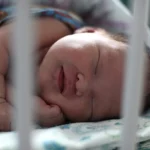 «Балага сүйүнчү»: Кыргызстанда төлөмдү алуу эрежелерин өзгөртүү сунушталууда — Новости Кыргызстана