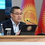 Садыр Жапаров пообещал решить вопросы водоснабжения и дорог в Сулюкте — Новости Кыргызстана