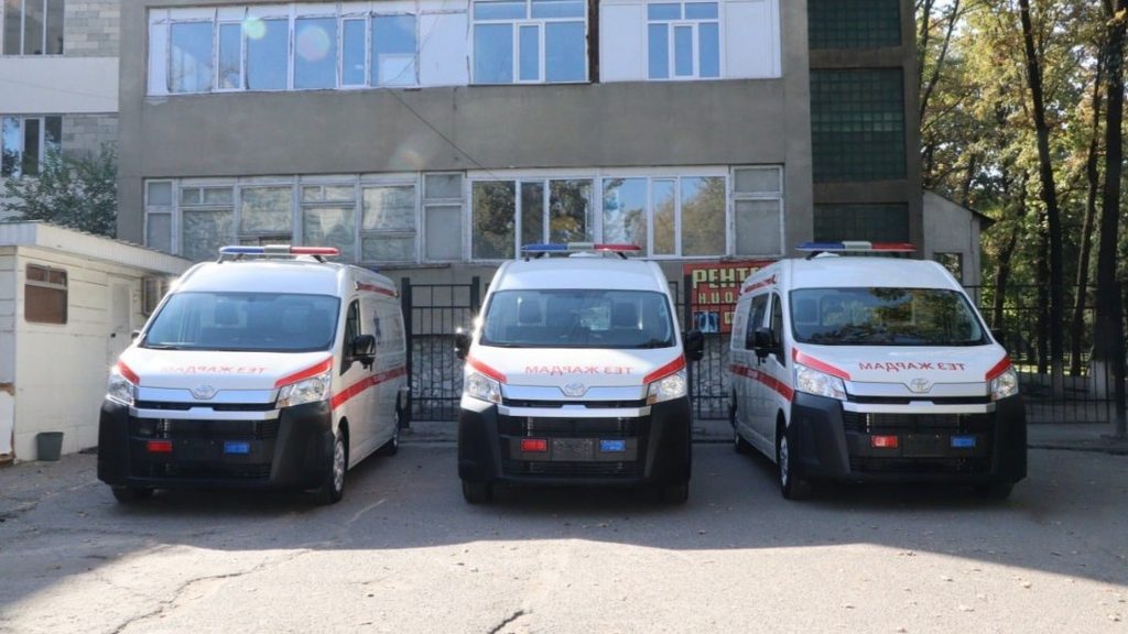 Чүй облусунун ооруканаларына үч тез жардам унаасы тапшырылды — Новости Кыргызстана