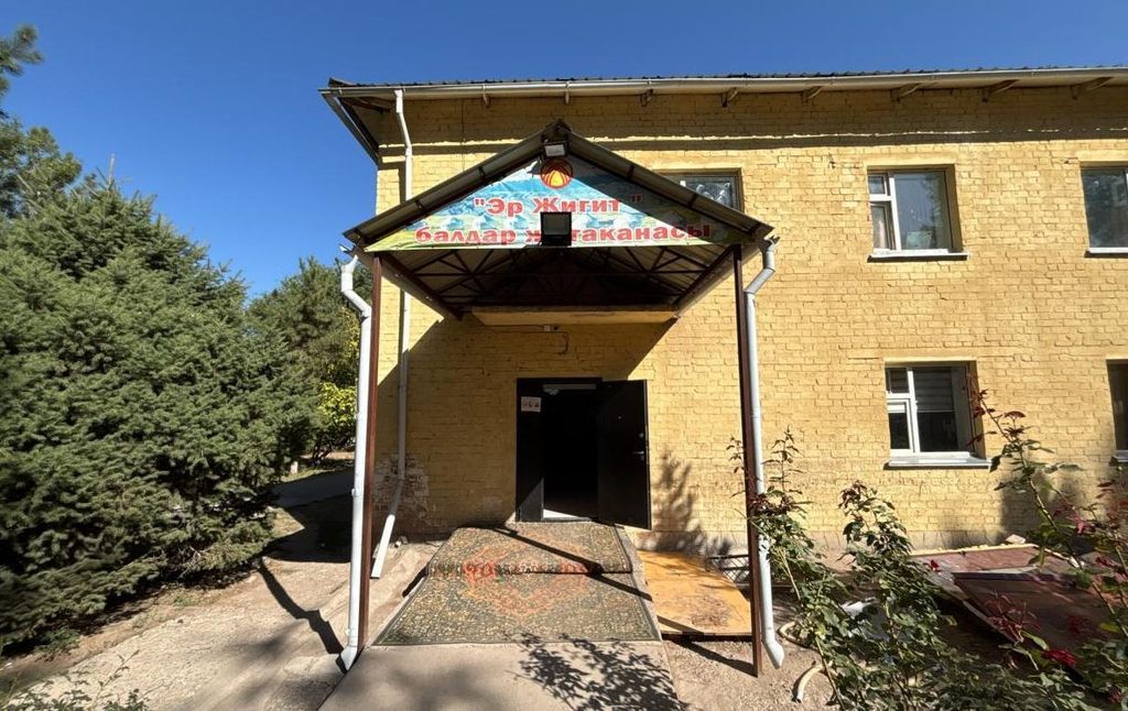Чүйдөгү интернатта өспүрүмдүн сабалганы милициядан жашырылган — Новости Кыргызстана