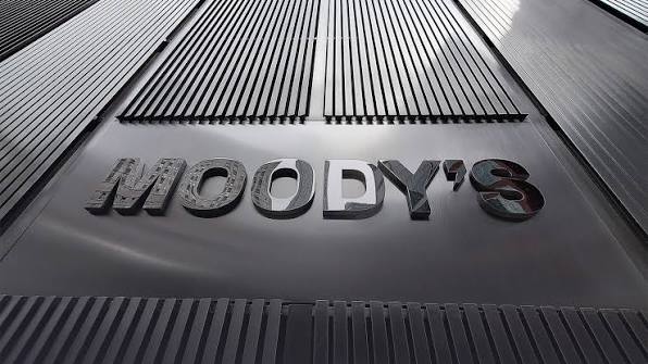 Moody’s Кыргызстанды кредиттик рейтингин B2ге чейин жогорулатты