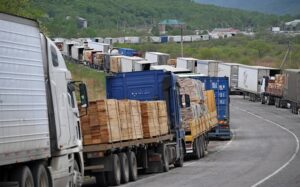 Кыргызстанда жүктөрдүн 80%дан ашыгы автоунаа менен ташылат, жеңил унаалардын саны 13%га өстү — Новости Кыргызстана