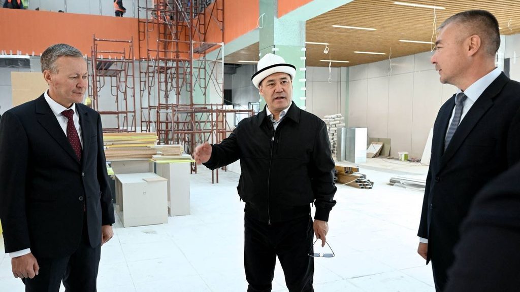 Нарын шаарында 350 балага ылайыкталган оюн-зоок борбору курулууда — иллюстрация