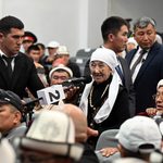 Баткендиктер Садыр Жапаровго суу жана акыйкат сот маселелери боюнча даттанышты — Новости Кыргызстана